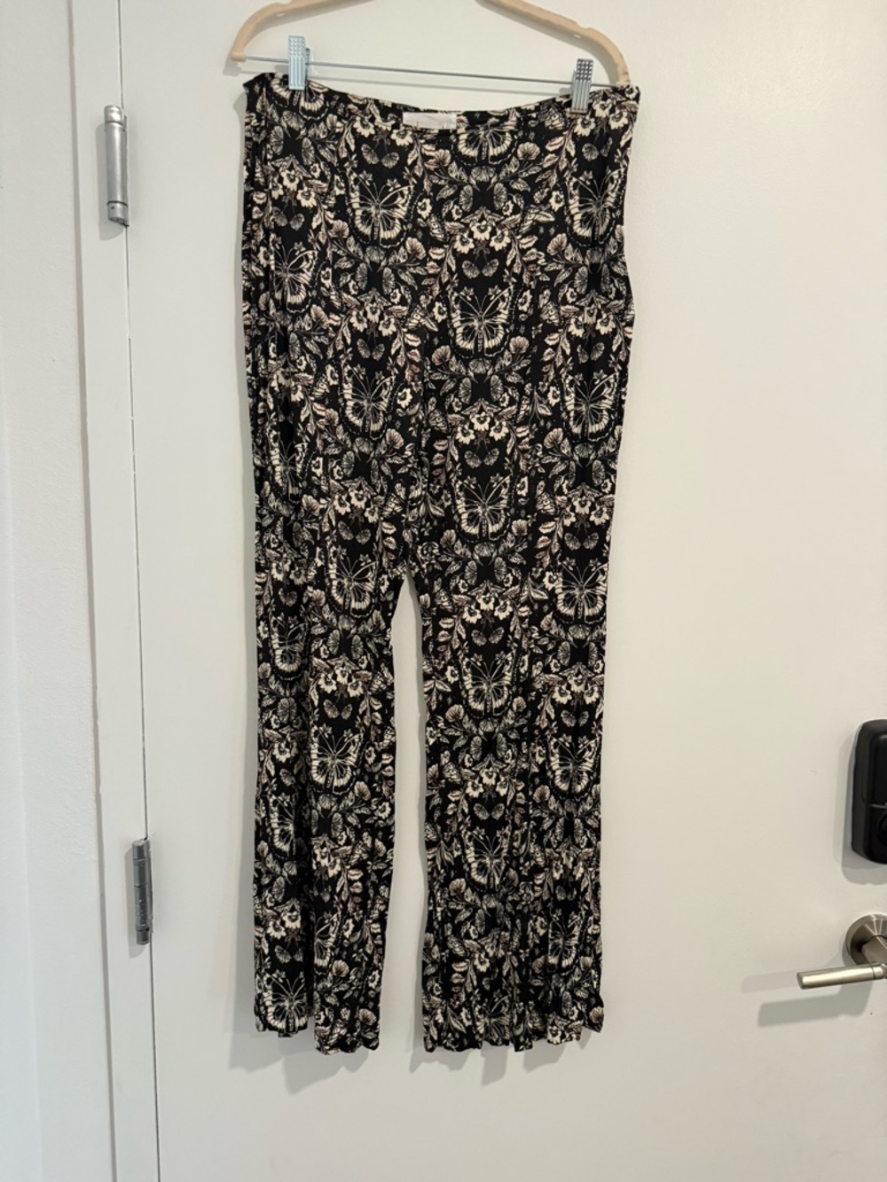 Anthropologie sat flare pant - Picture 5 of 7